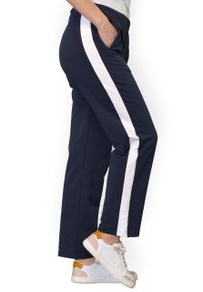 Pantaloni bleumarin, din bumbac flausat, cu o dunga lata alba, si cu buzunare